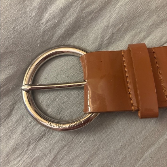 Michael Kors belt - Picture 2 of 5